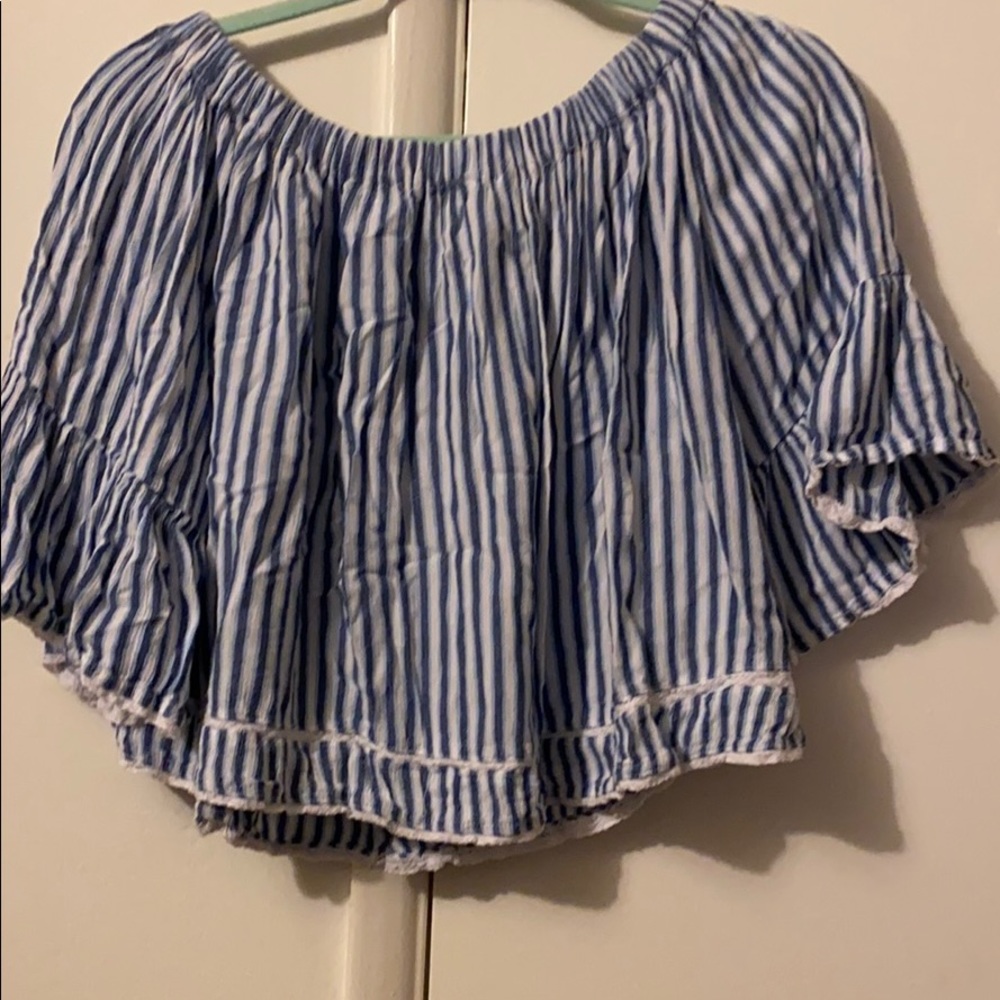 Off Shoulder Crop Top - Picture 2 of 2